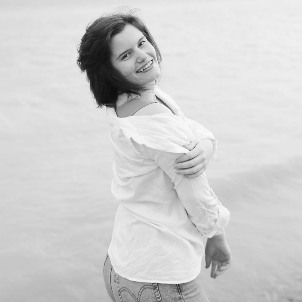 Meet your Posher, Stephanie